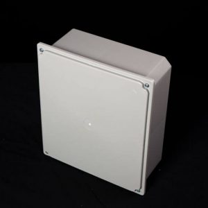 EH J7 LFL - CLOSED - medium size enclosure